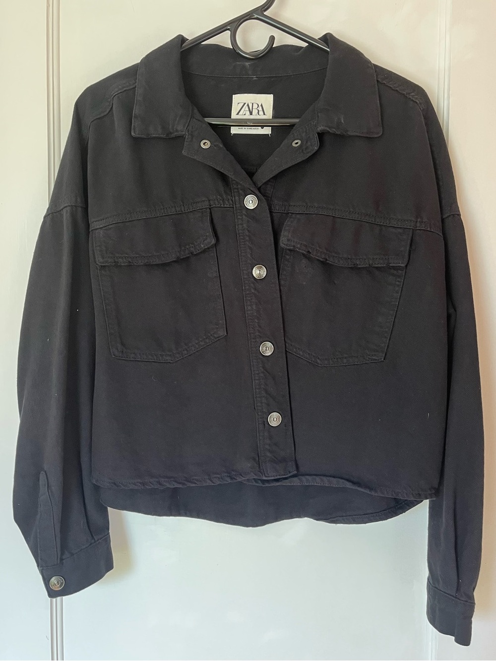 Zara Black Button-Front Cropped Jean Jacket